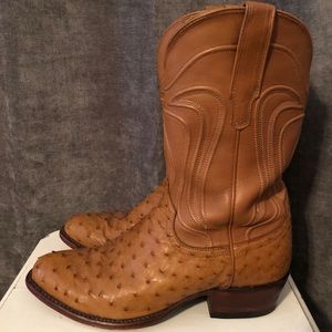 Tecovas "The Wyatt" in desert ostrich 11D